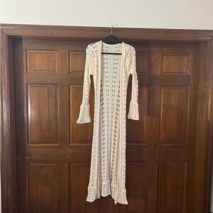 Elegant Cream Knit Maxi Dress